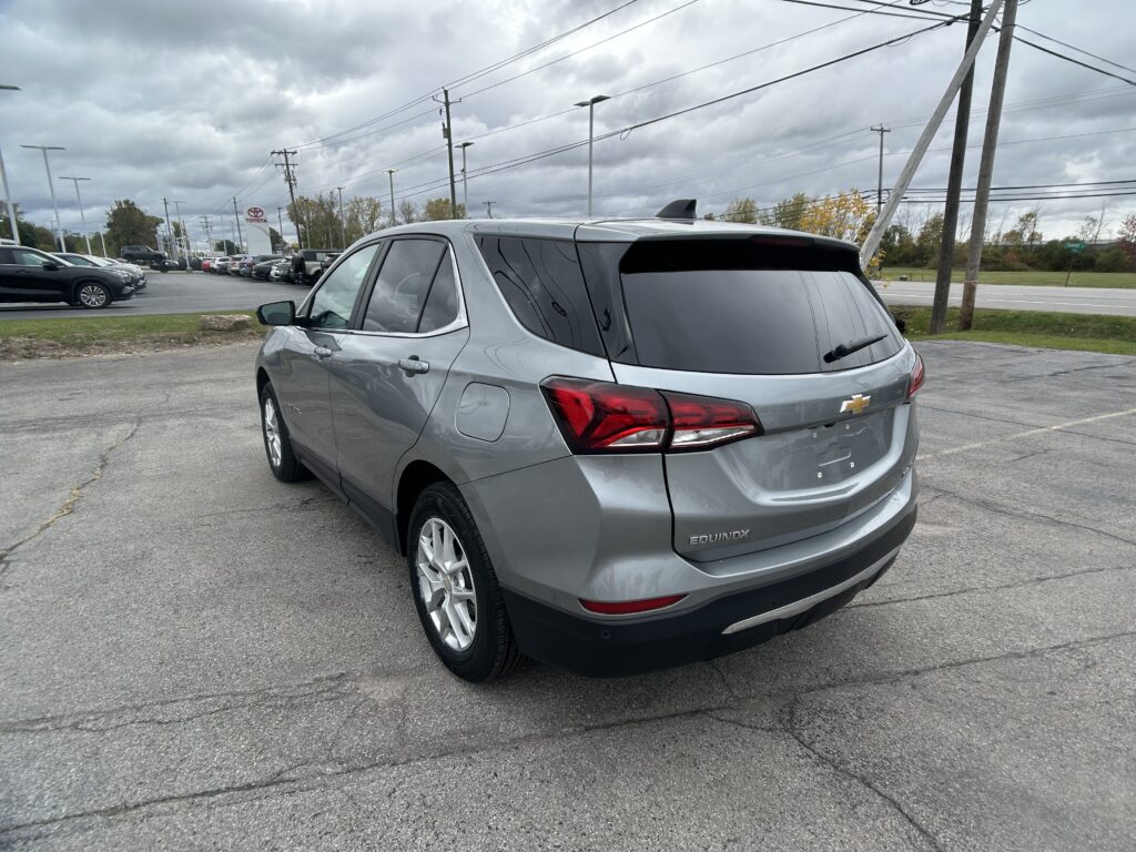 2023 Chevrolet EQUINOX LT