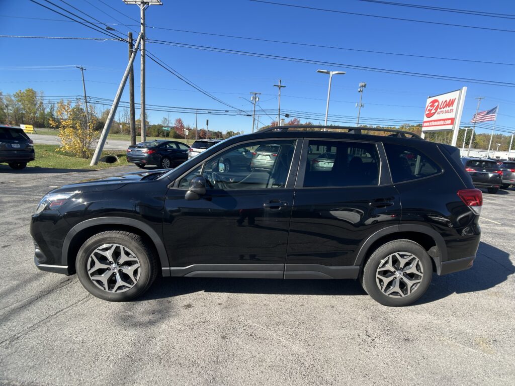 2022 SUBARU FORESTER PREMIUM