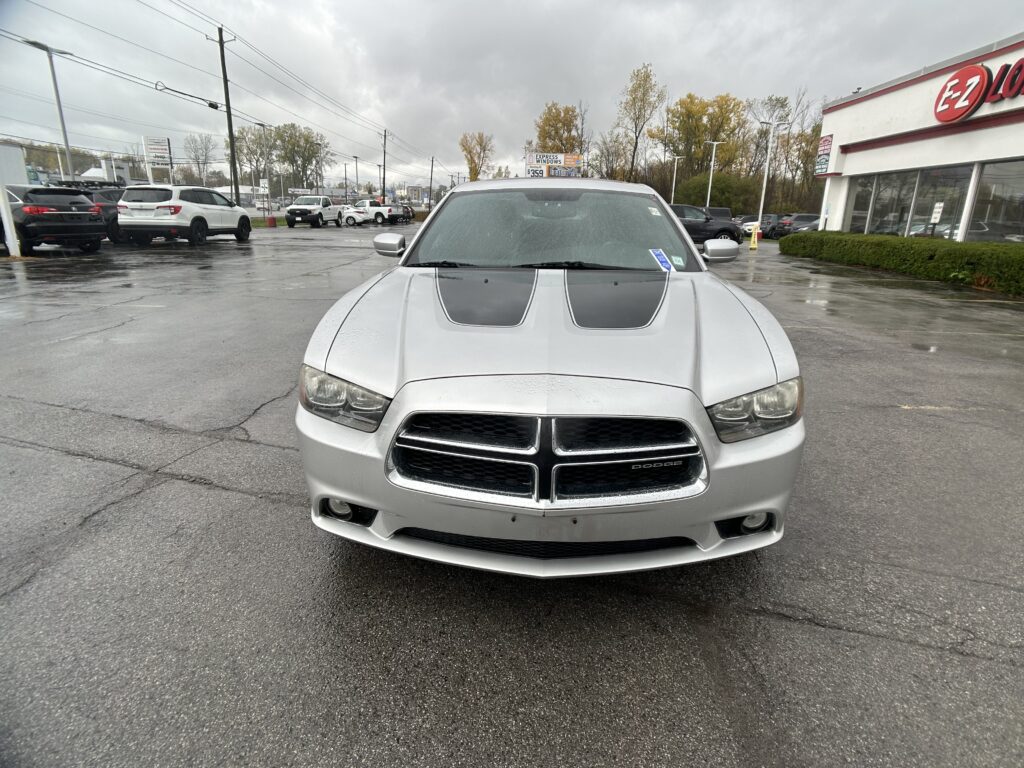2012 Dodge CHARGER SXT