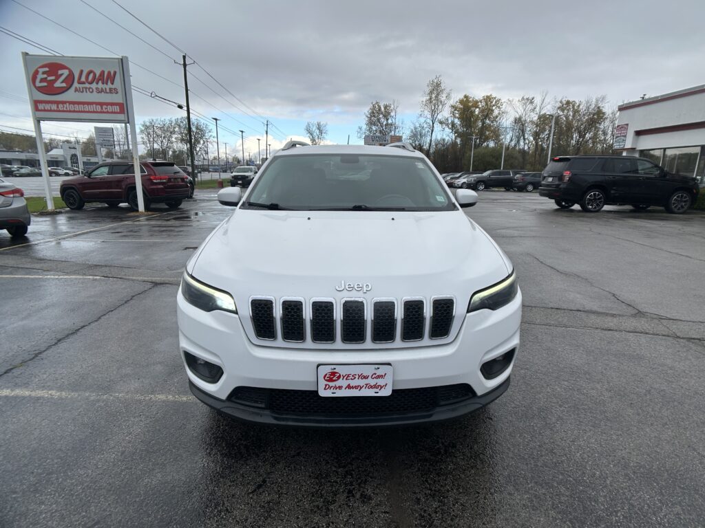 2019 Jeep CHEROKEE LATITUDE