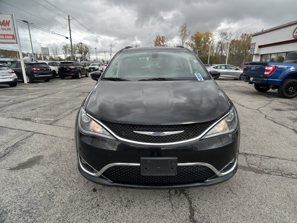 2020 CHRYSLER PACIFICA TOURING L