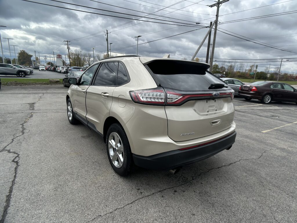 2018 Ford EDGE SE