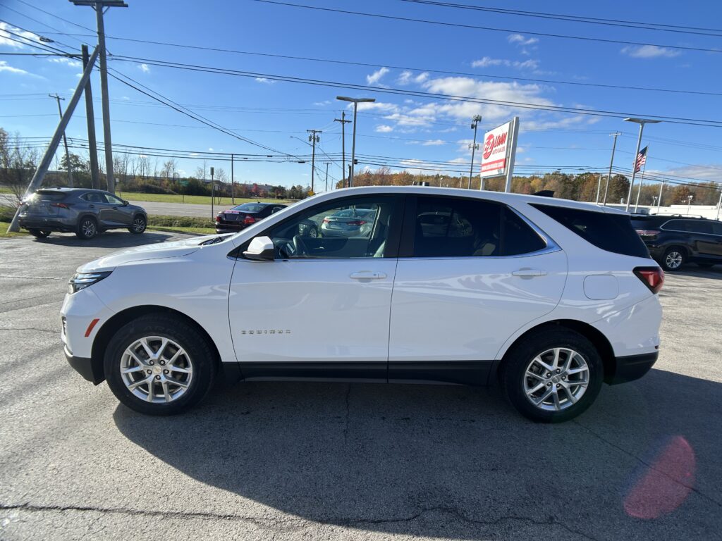 2023 Chevrolet EQUINOX LT