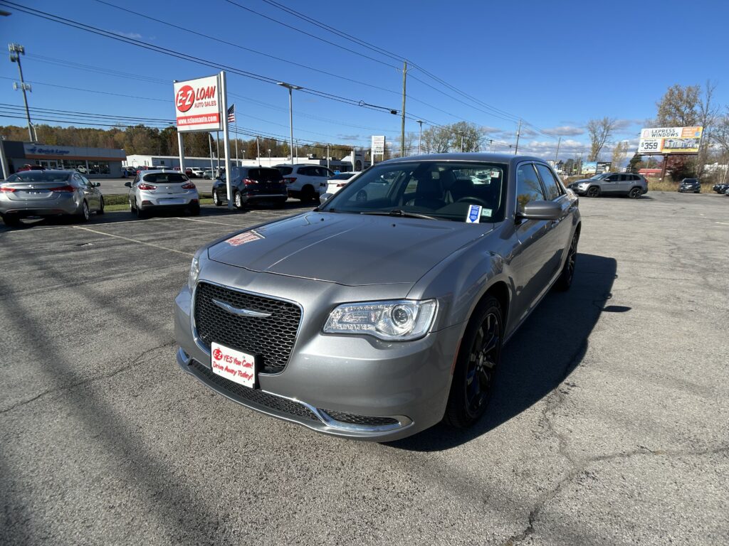 2017 CHRYSLER 300 LIMITED