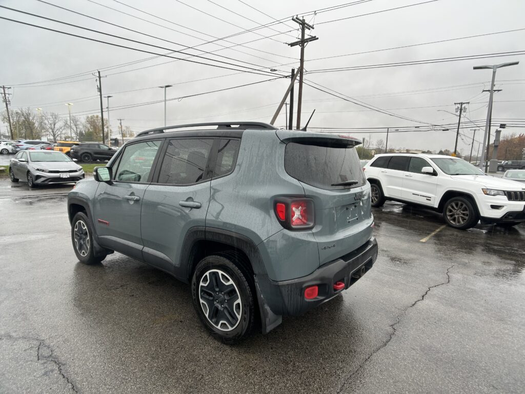 2016 Jeep RENEGADE TRAILHAWK