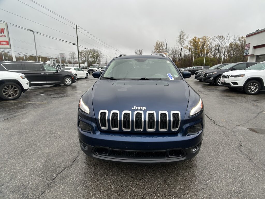 2018 Jeep CHEROKEE LATITUDE
