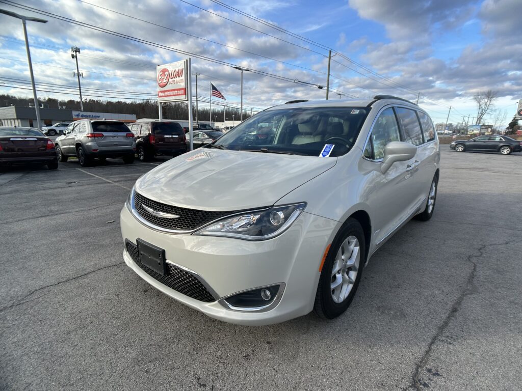 2017 CHRYSLER PACIFICA TOURING L