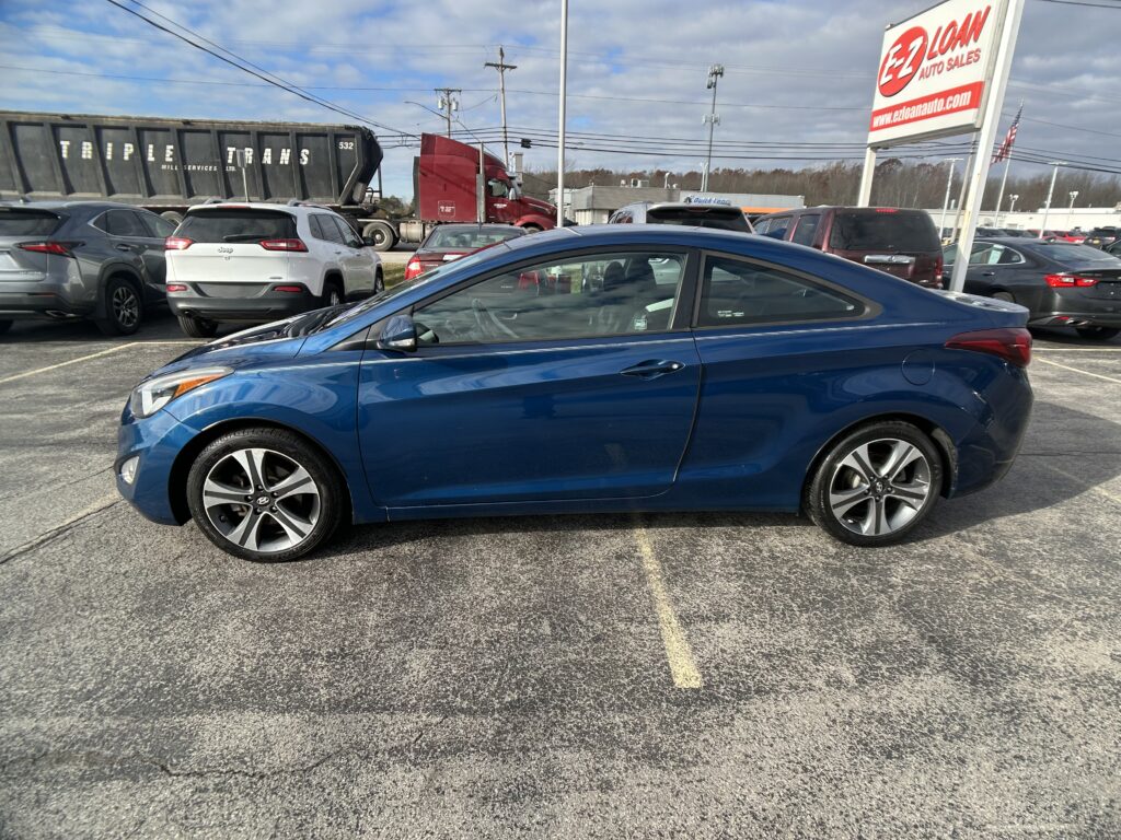 2014 Hyundai ELANTRA COUPE BASE