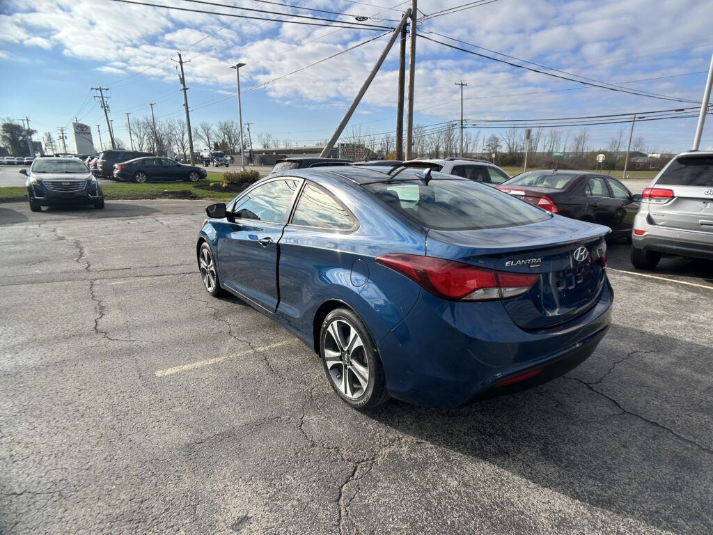 2014 Hyundai ELANTRA COUPE BASE