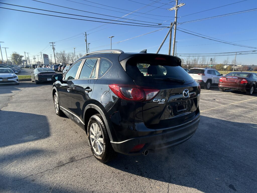 2016 Mazda CX-5 SPORT