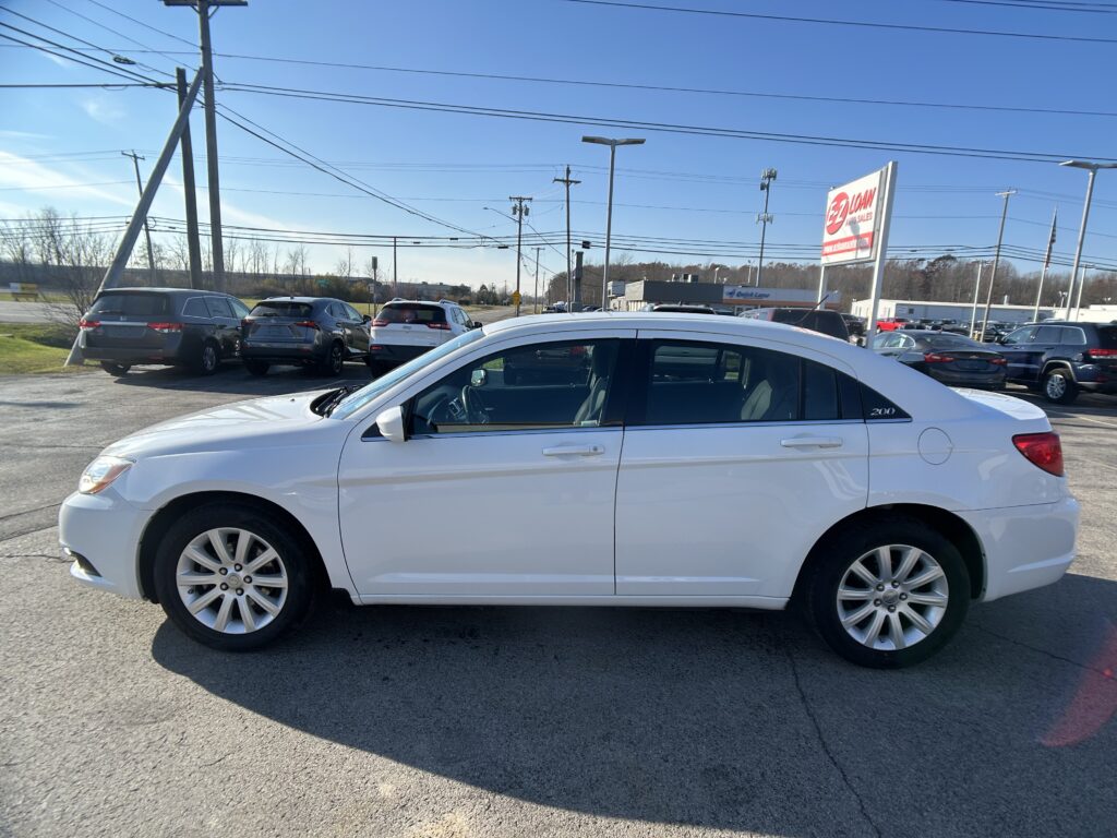 2014 CHRYSLER 200 TOURING
