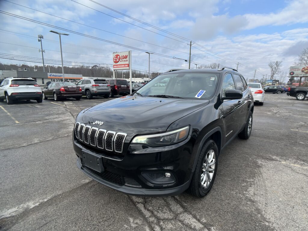 2019 Jeep CHEROKEE LATITUDE