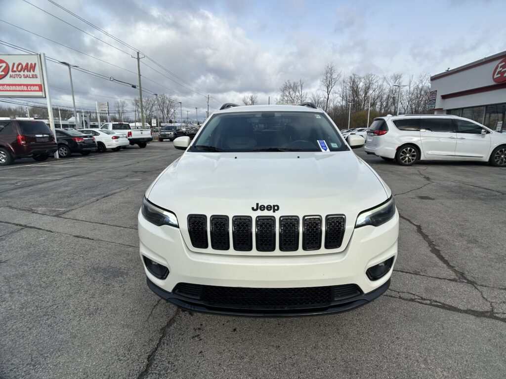 2019 Jeep CHEROKEE LATITUDE