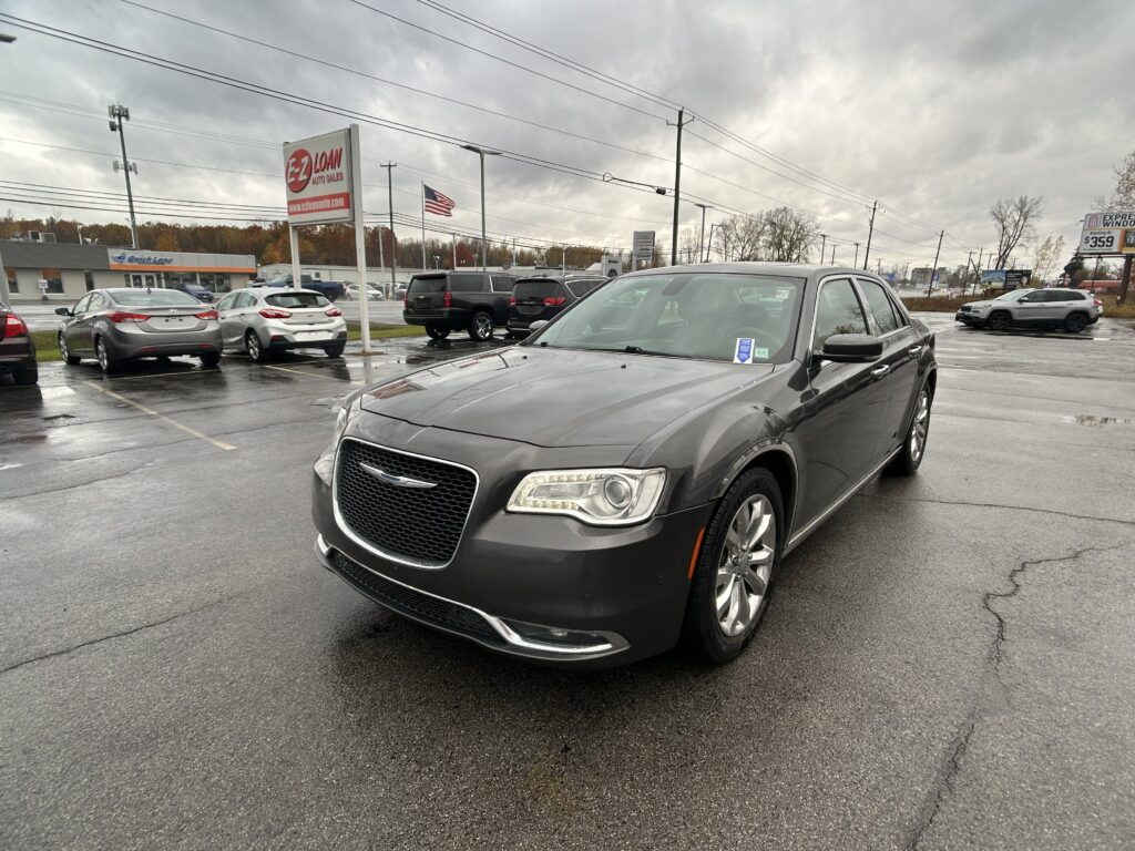 2017 CHRYSLER 300 LIMITED