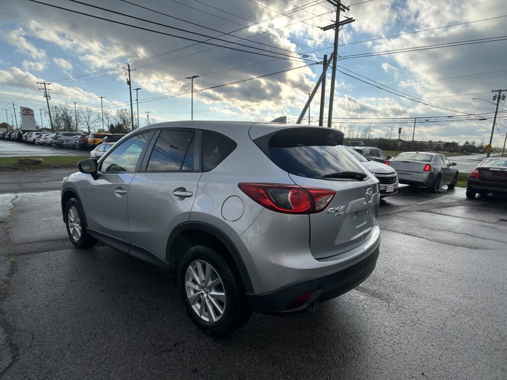 2016 Mazda CX-5 SPORT