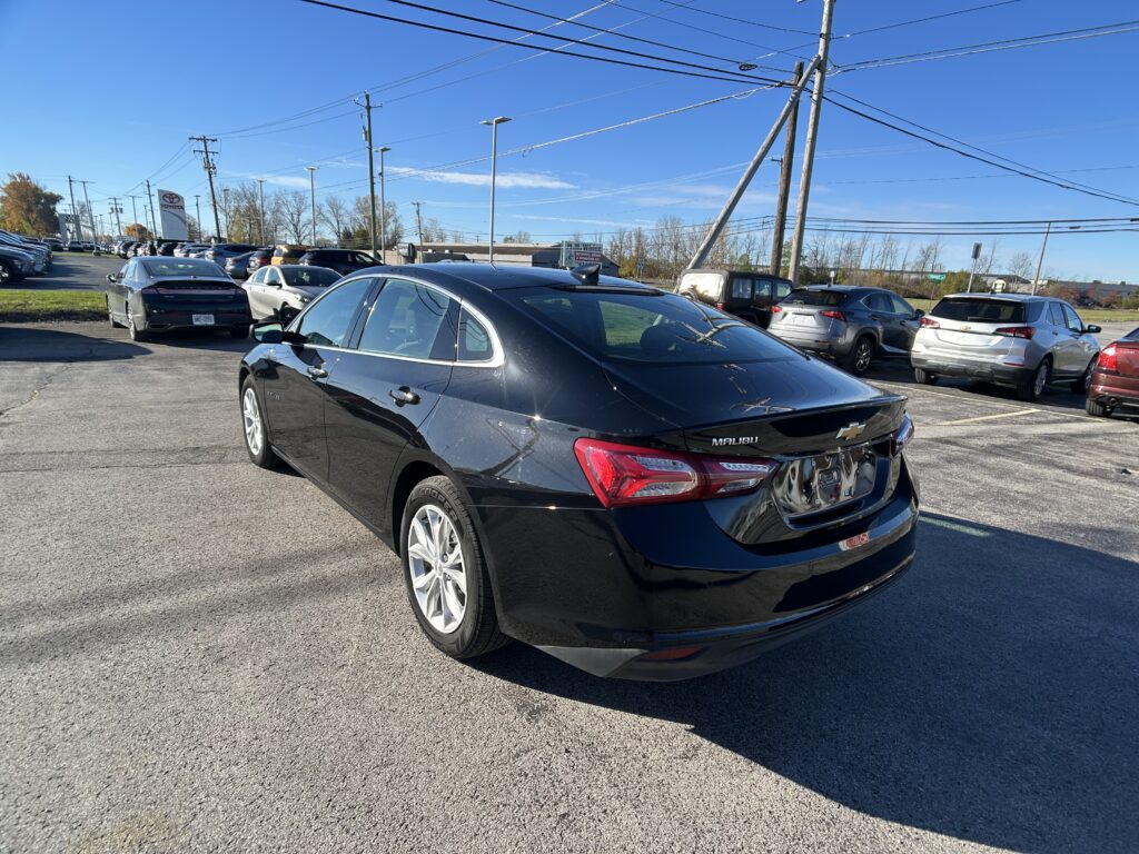 2022 Chevrolet MALIBU LT