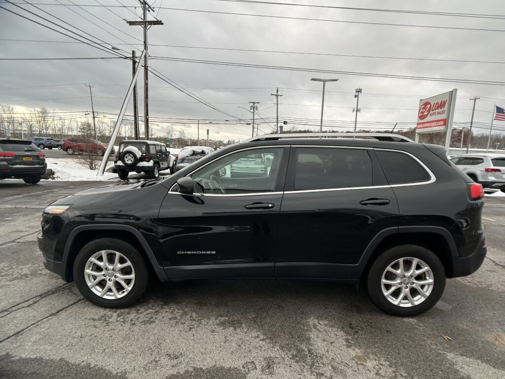 2015 Jeep CHEROKEE LATITUDE