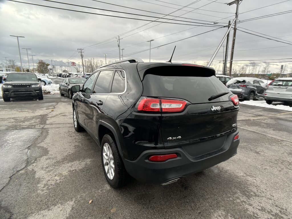 2015 Jeep CHEROKEE LATITUDE