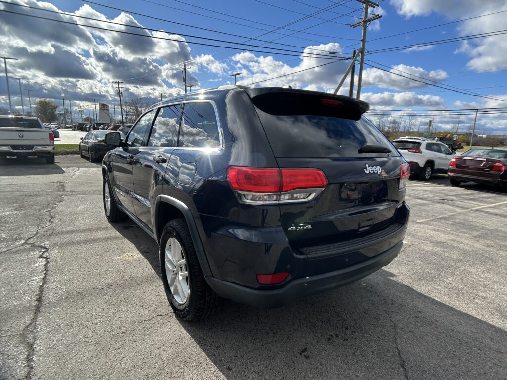 2017 Jeep GRAND CHEROKEE
