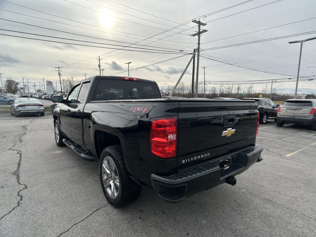 2018 Chevrolet SILVERADO CUSTOM