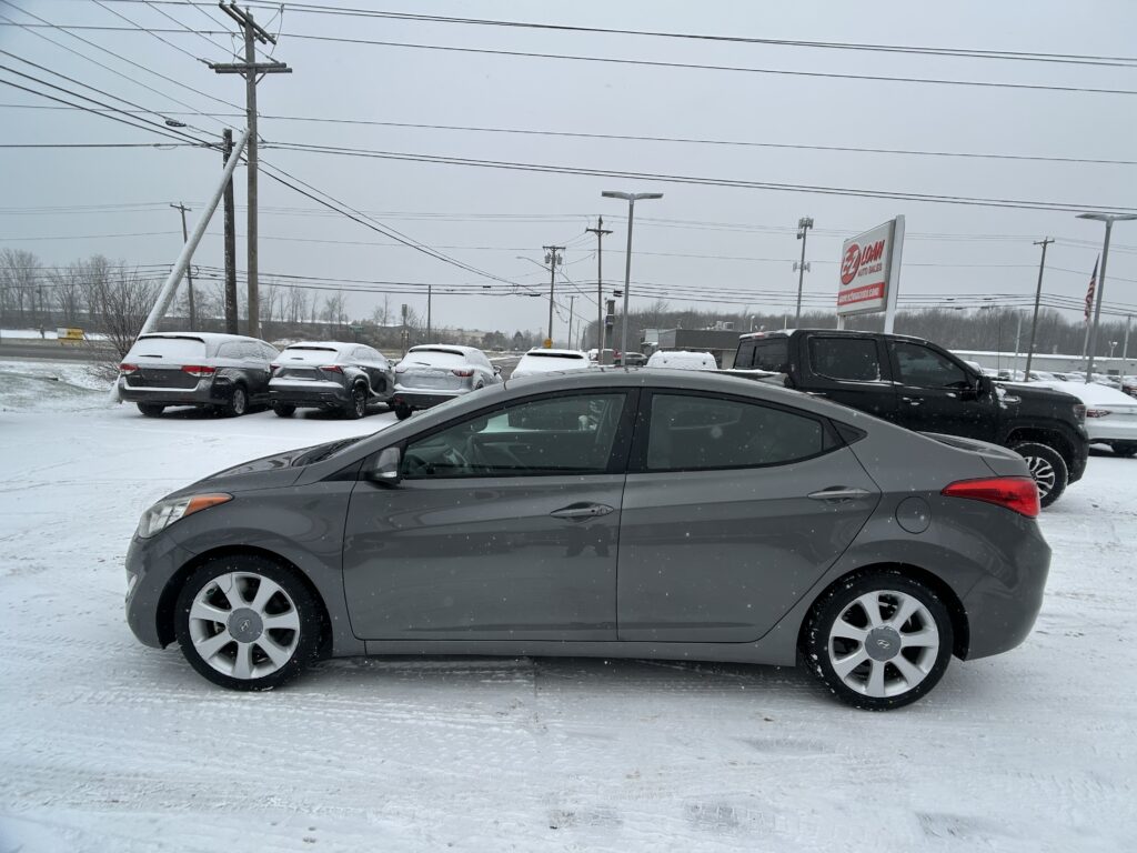 2013 Hyundai ELANTRA LIMITED