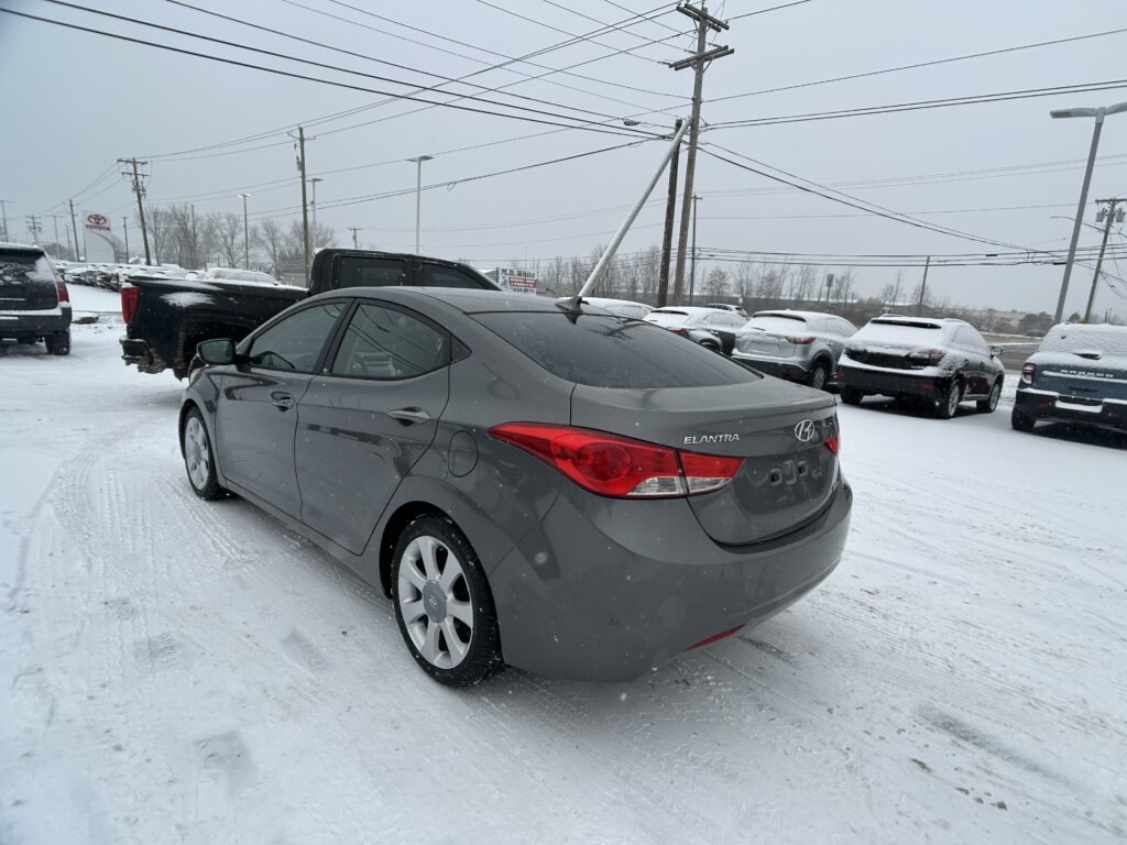 2013 Hyundai ELANTRA LIMITED
