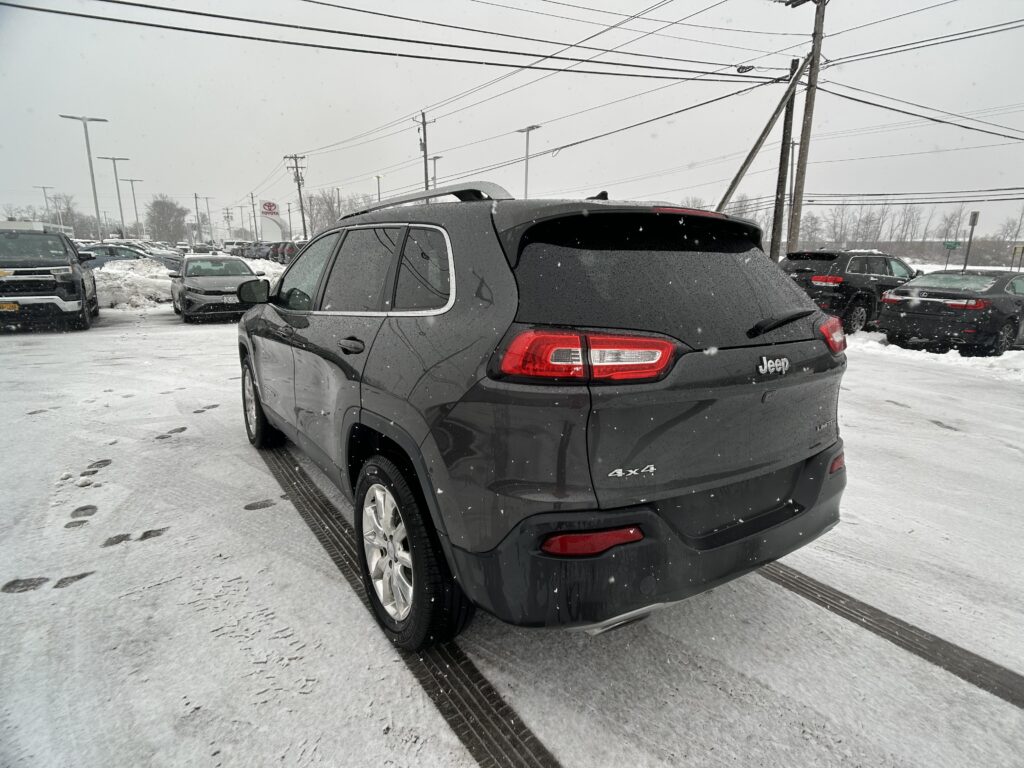 2015 Jeep CHEROKEE LIMITED