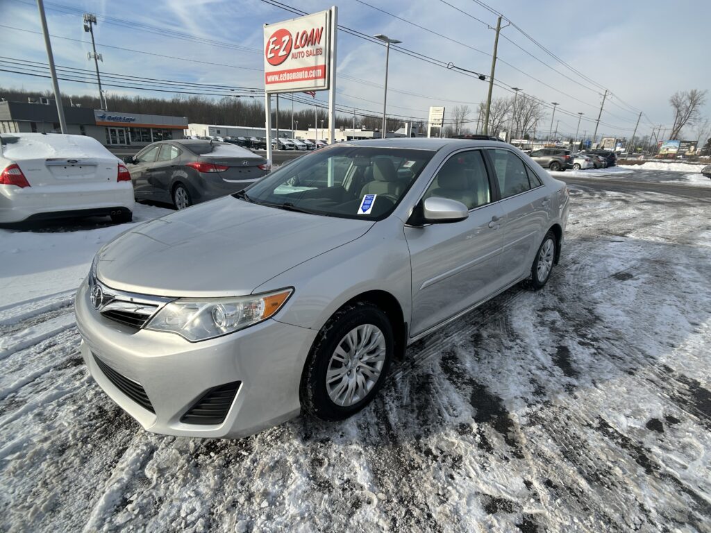 2014 Toyota CAMRY LE