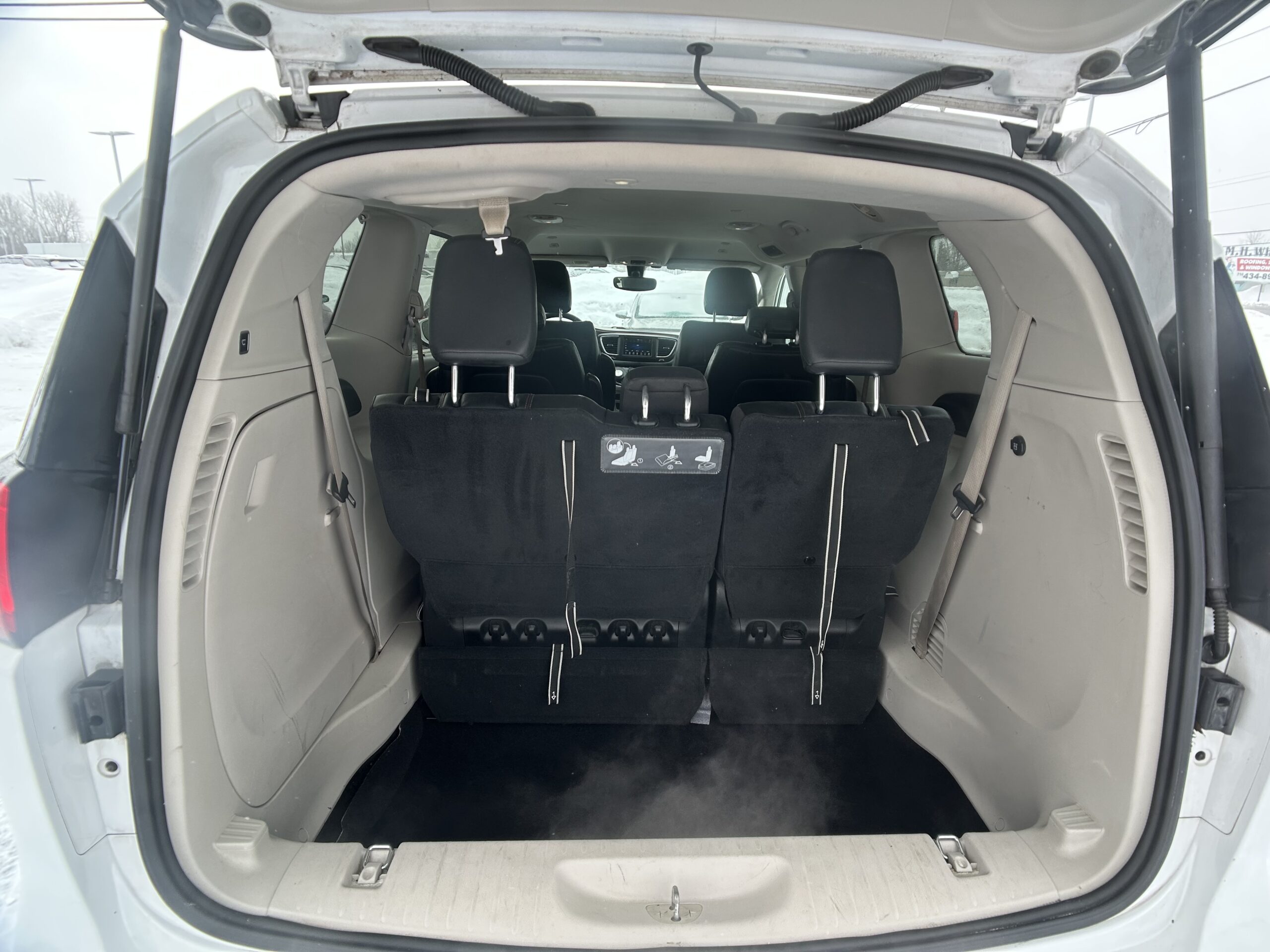 2019 Chrysler Pacifica Touring L - Photo 10