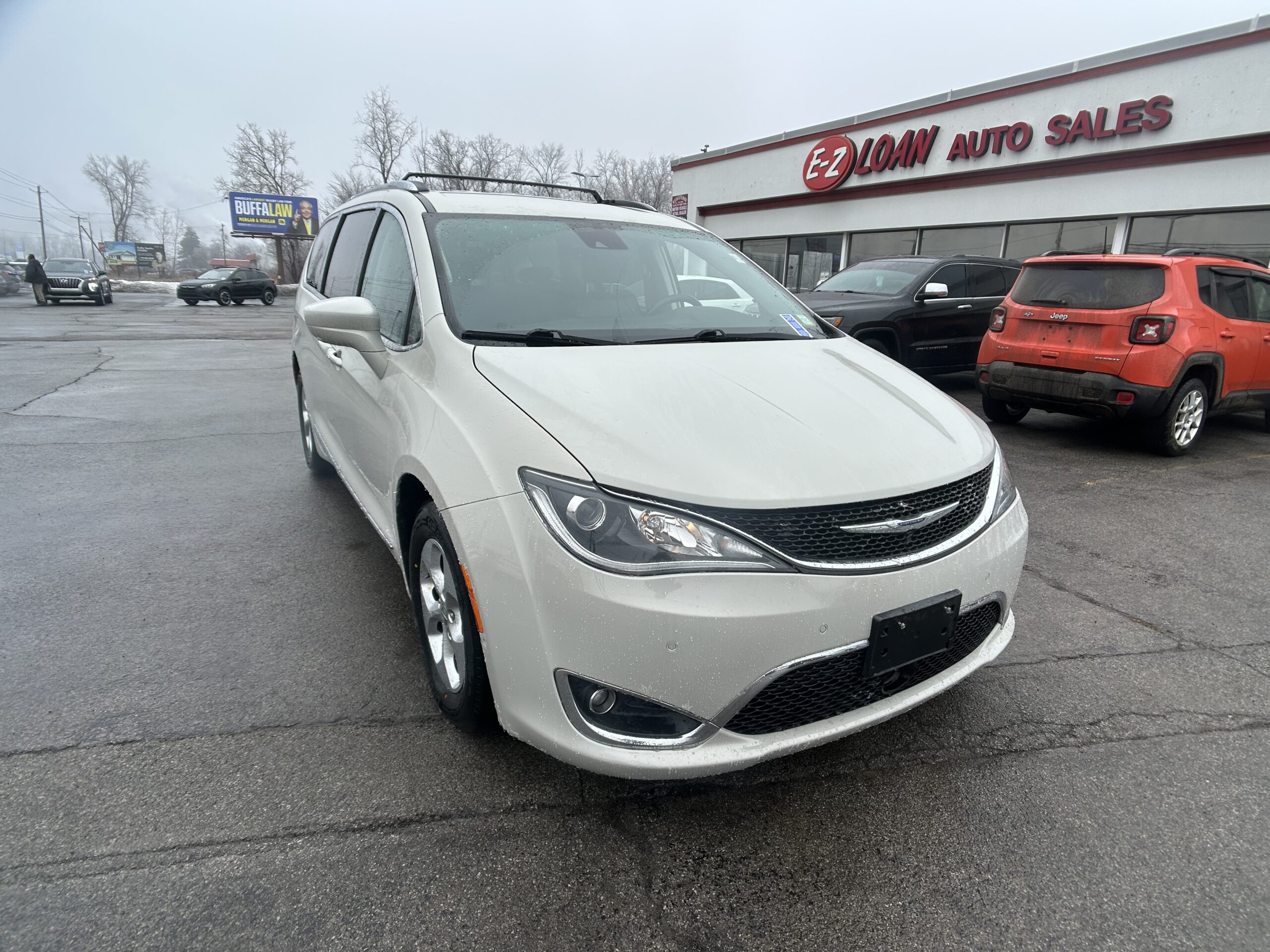 2017 Chrysler Pacifica Touring-L Plus