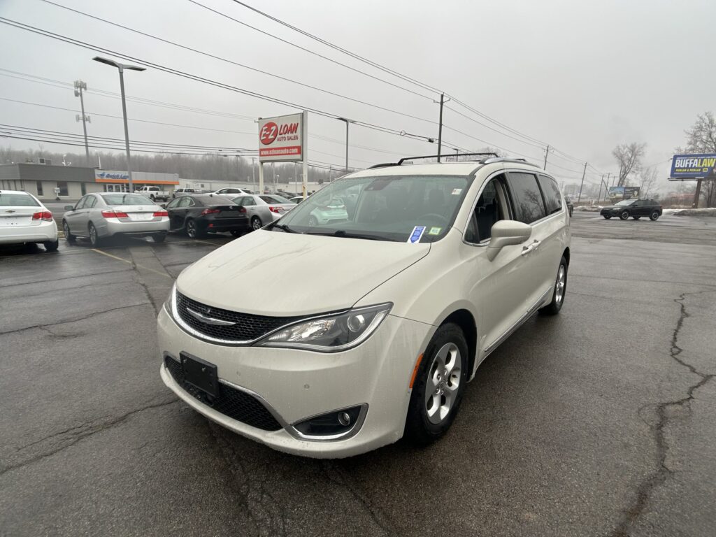 2017 CHRYSLER PACIFICA TOURING L