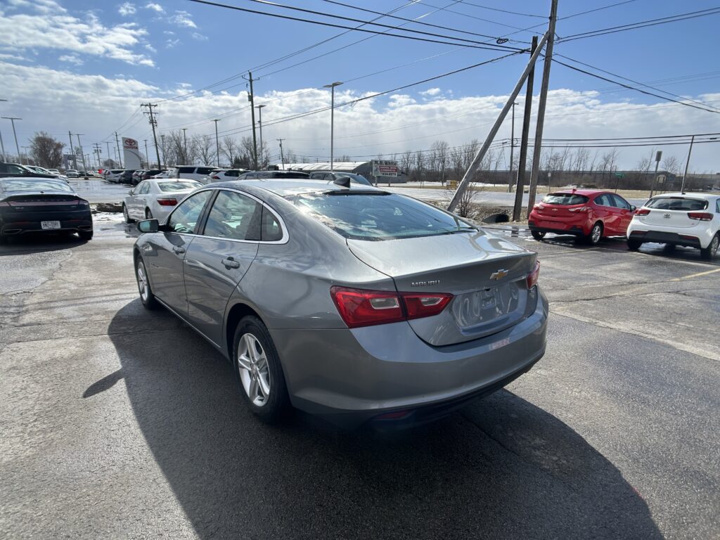 2023 Chevrolet MALIBU LS