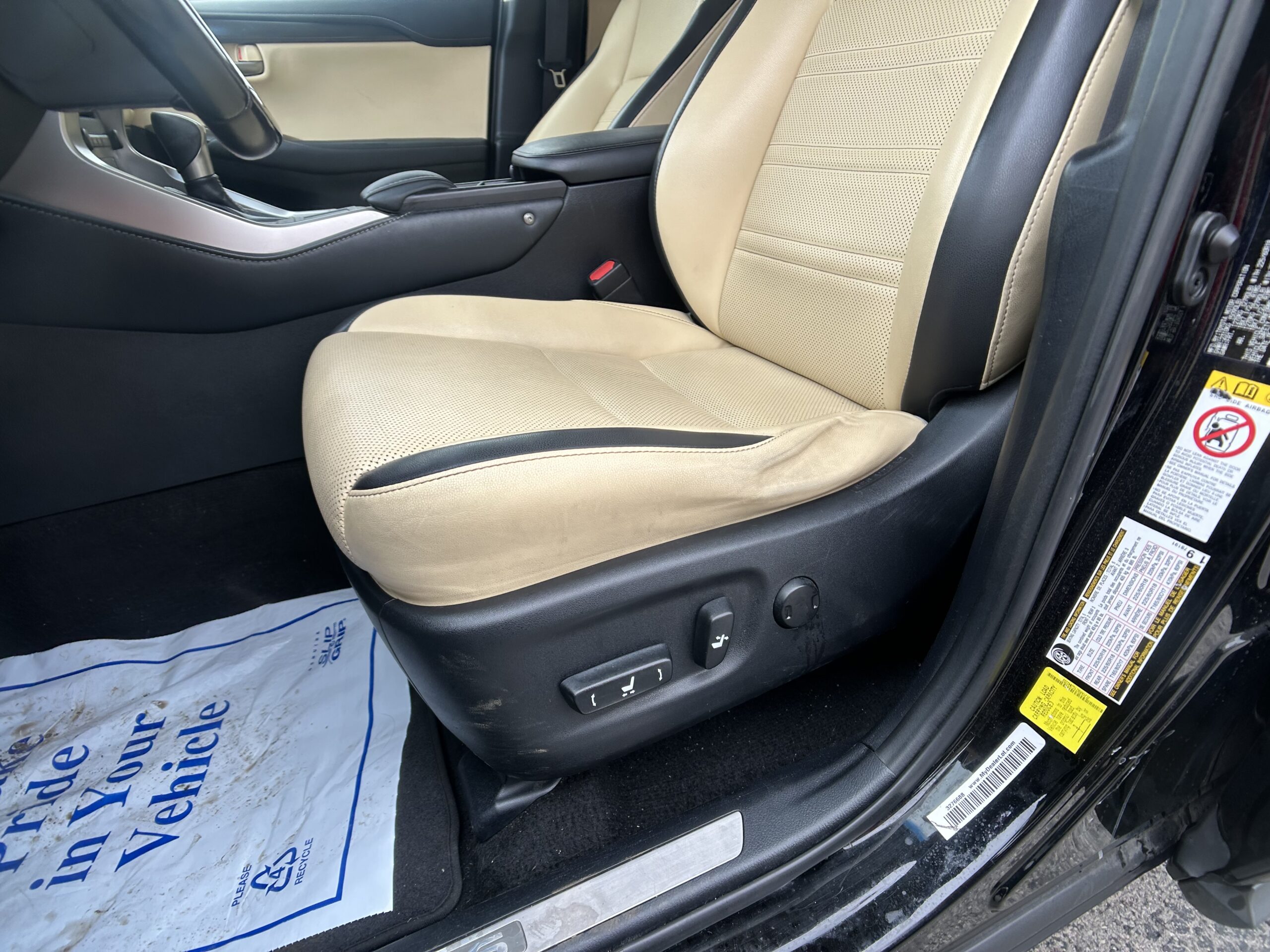 2016 Lexus NX 200t - Photo 9