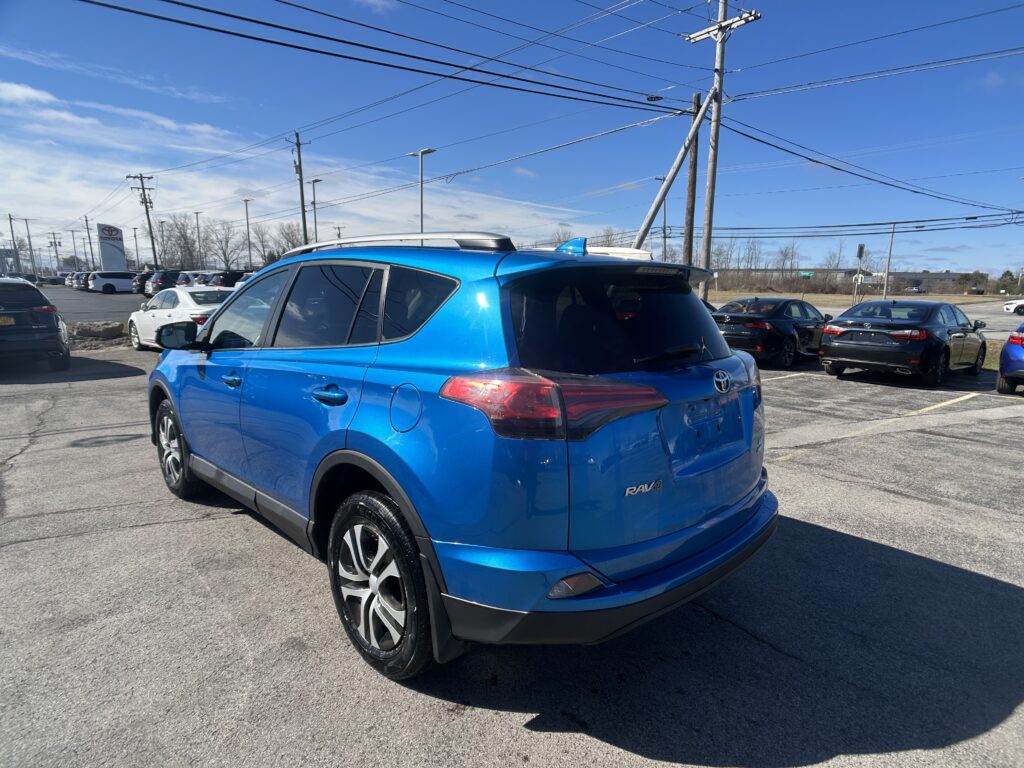 2016 Toyota RAV4 LE