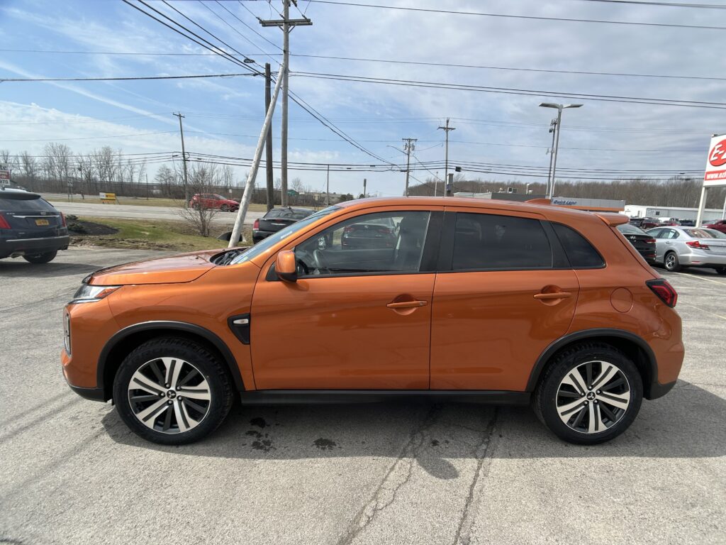 2020 MITSUBISHI OUTLANDER SPORT ES