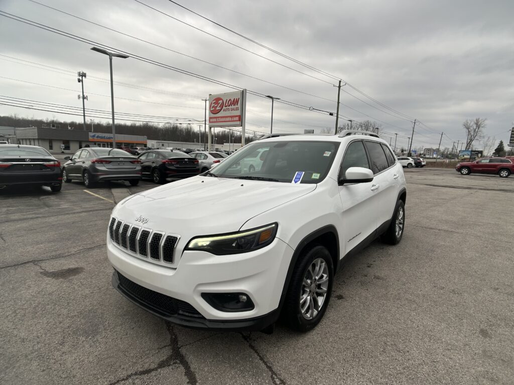 2019 Jeep CHEROKEE LATITUDE