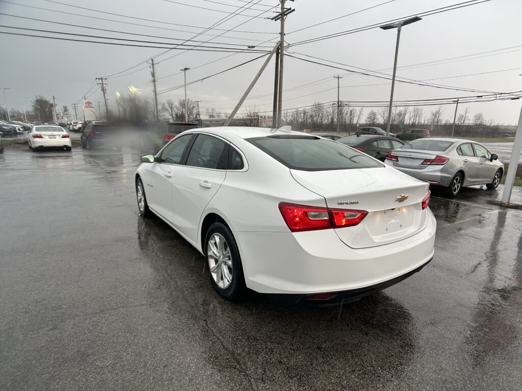 2023 Chevrolet MALIBU LT