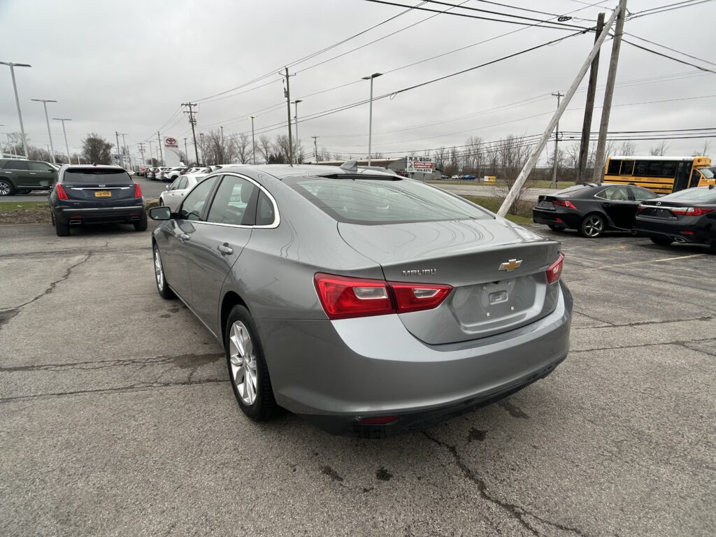 2023 Chevrolet MALIBU LT