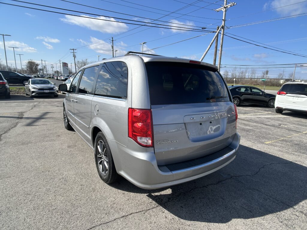 2017 Dodge GRAND CARAVAN SXT