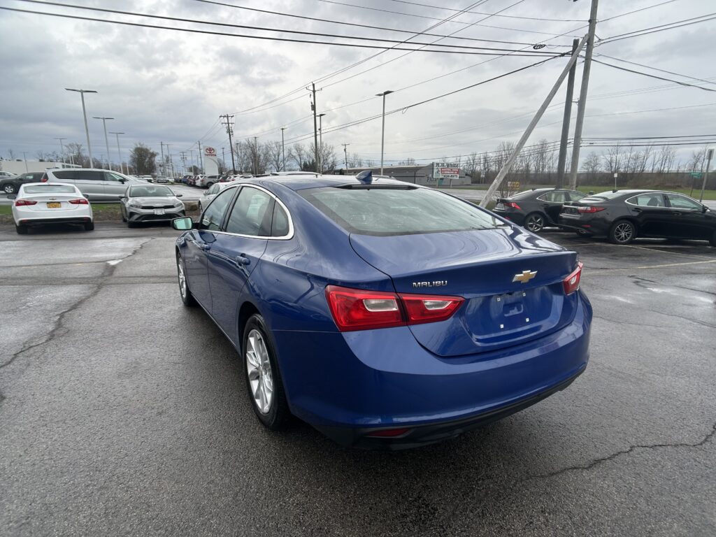 2023 Chevrolet MALIBU LT