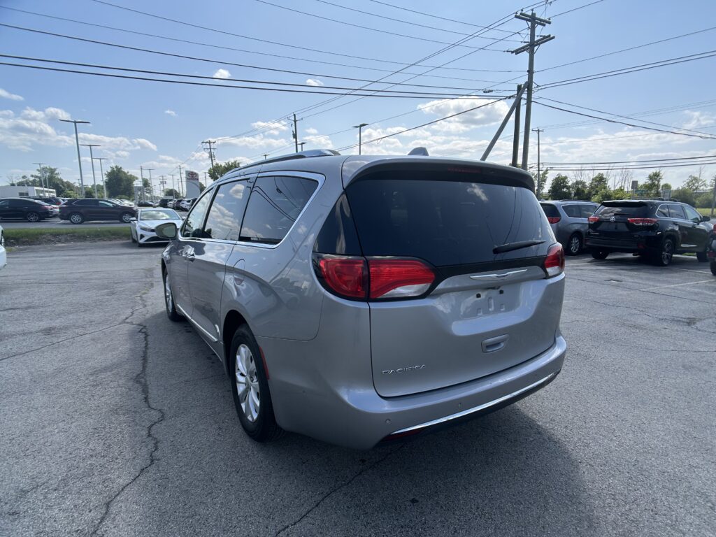 2018 CHRYSLER PACIFICA TOURING L