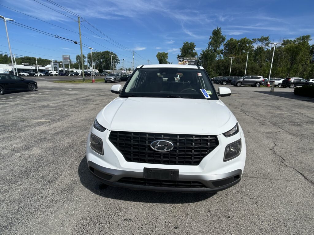2022 Hyundai VENUE SE