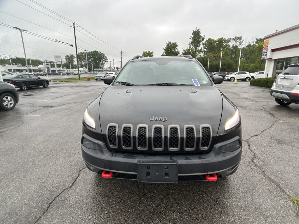 2017 Jeep CHEROKEE TRAILHAWK