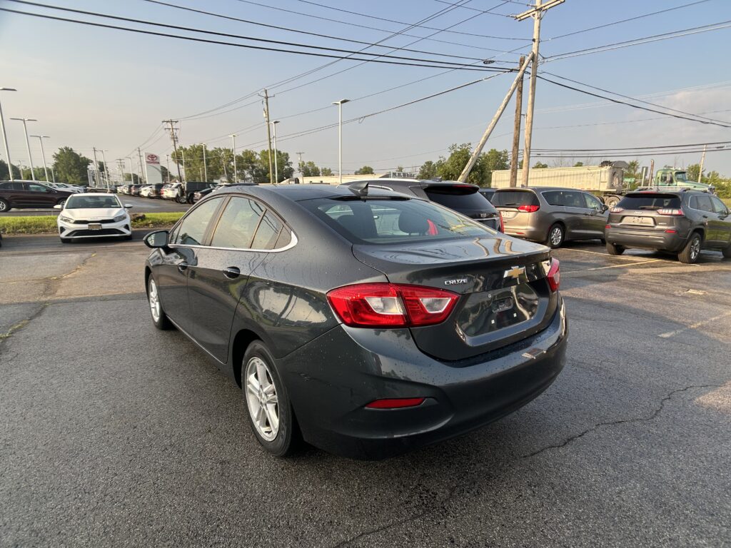 2018 Chevrolet CRUZE LT