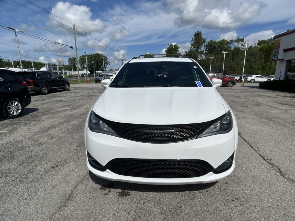 2019 CHRYSLER PACIFICA TOURING
