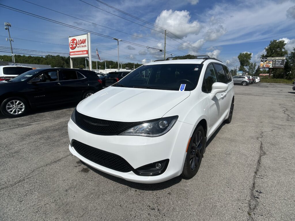 2019 CHRYSLER PACIFICA TOURING