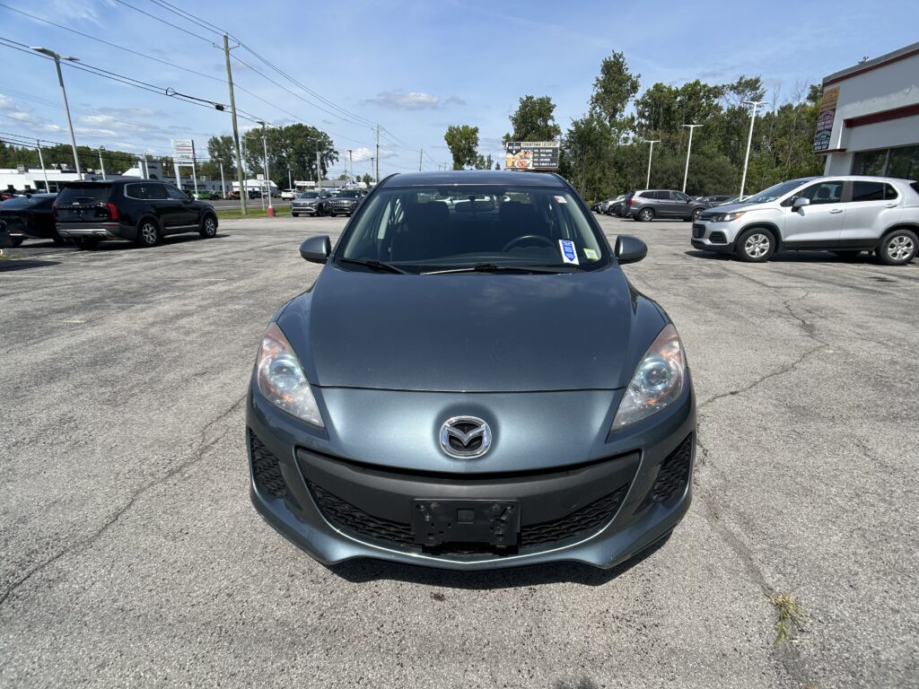 2013 Mazda MAZDA3 I SPORT