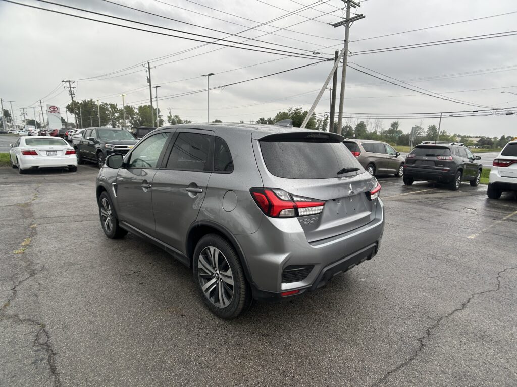2020 MITSUBISHI OUTLANDER SPORT SE
