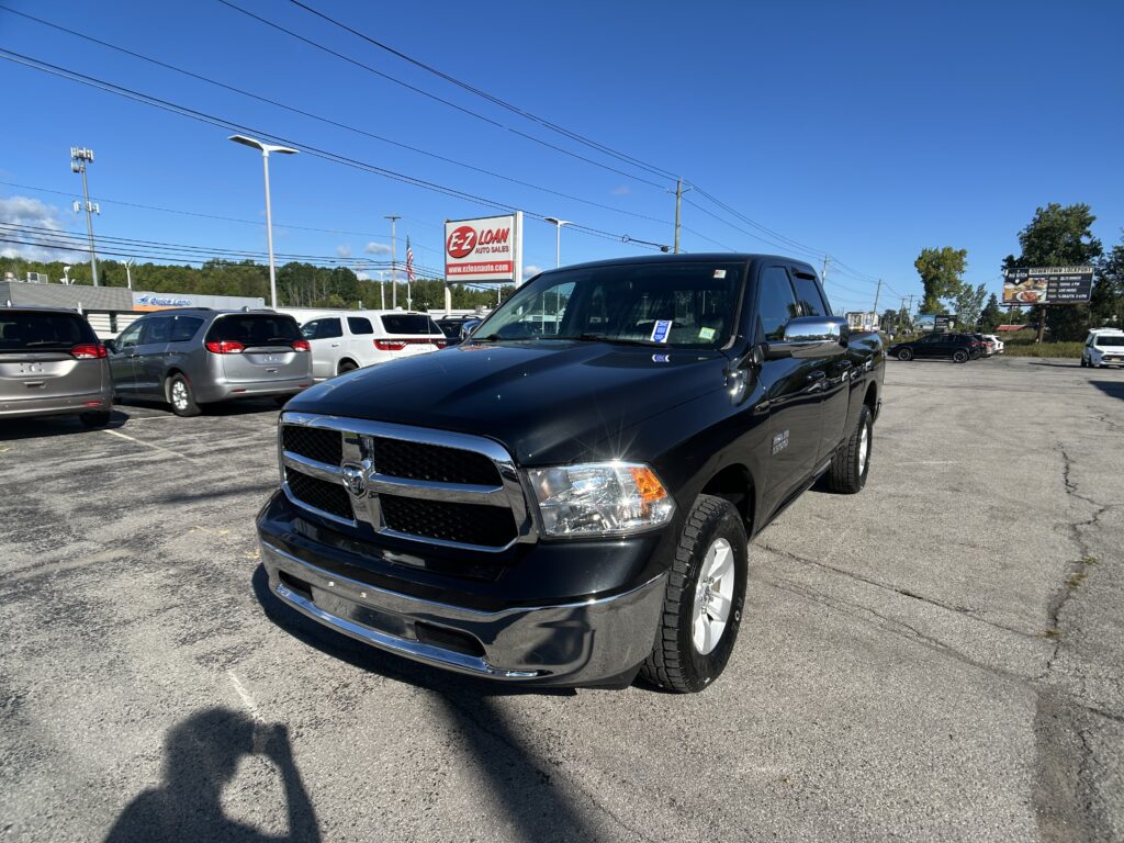 2018 RAM 1500 SLT QUAD CAB