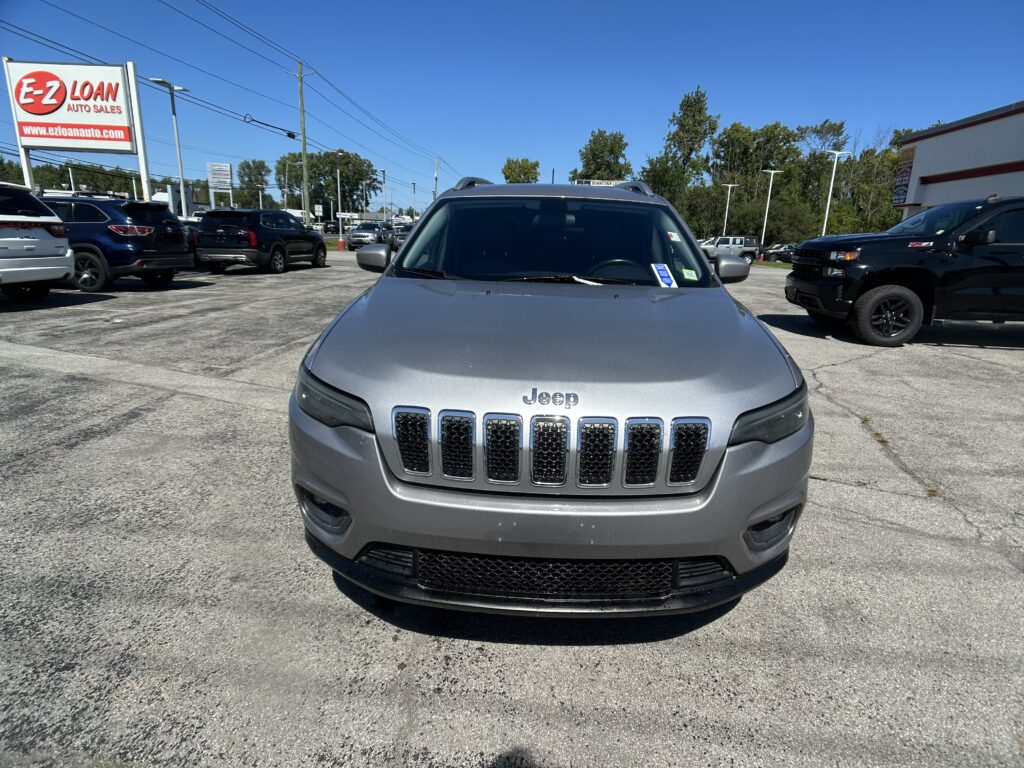 2019 Jeep CHEROKEE LATITUDE